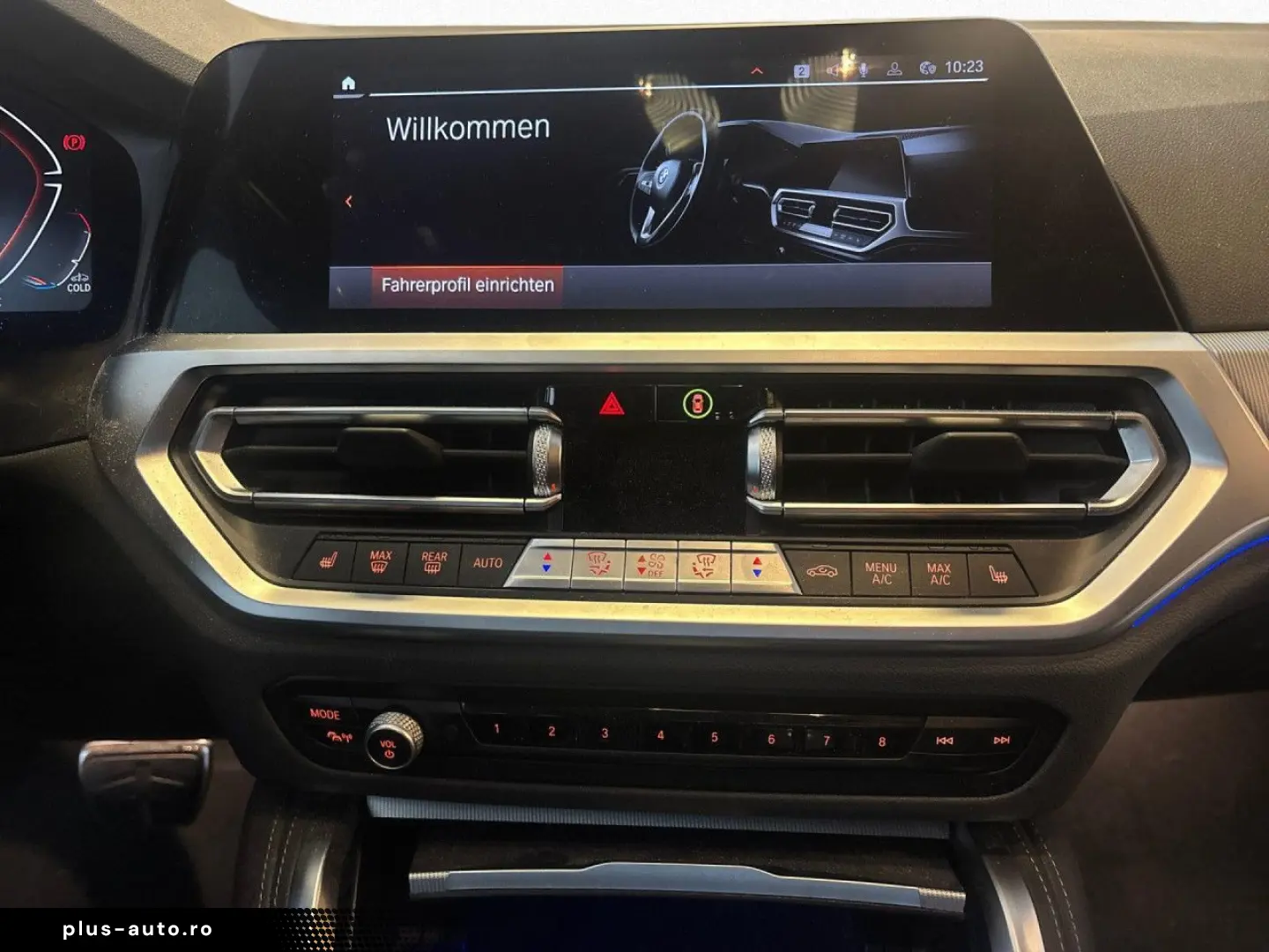 BMW M440i xD GranCoupe AHK  HUD PaAss NAVI Laser MEM