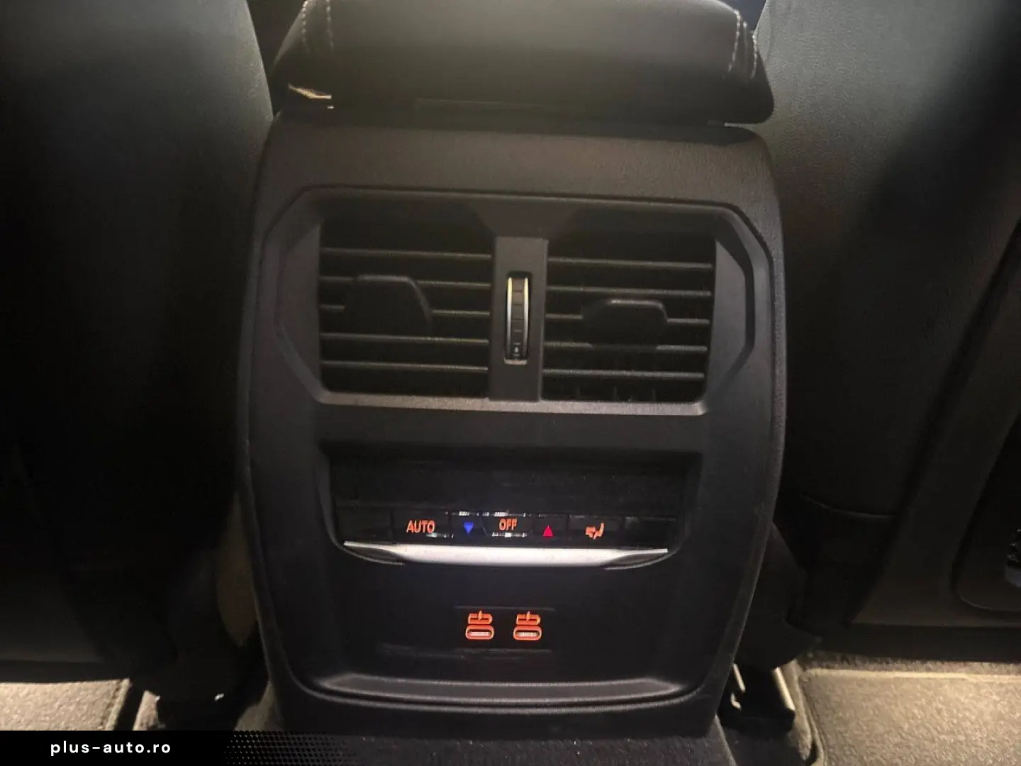 BMW M440i xD GranCoupe AHK  HUD PaAss NAVI Laser MEM