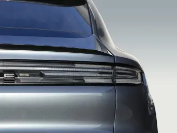 Porsche Cayenne E-Hybrid Coupe Black Edition