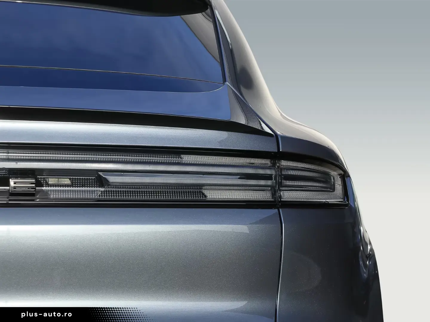 Porsche Cayenne E-Hybrid Coupe Black Edition