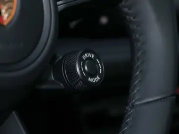 Porsche Cayenne E-Hybrid Coupe Black Edition