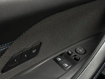 BMW BMW M440i xDrive Coupé scheckheftgepflegt