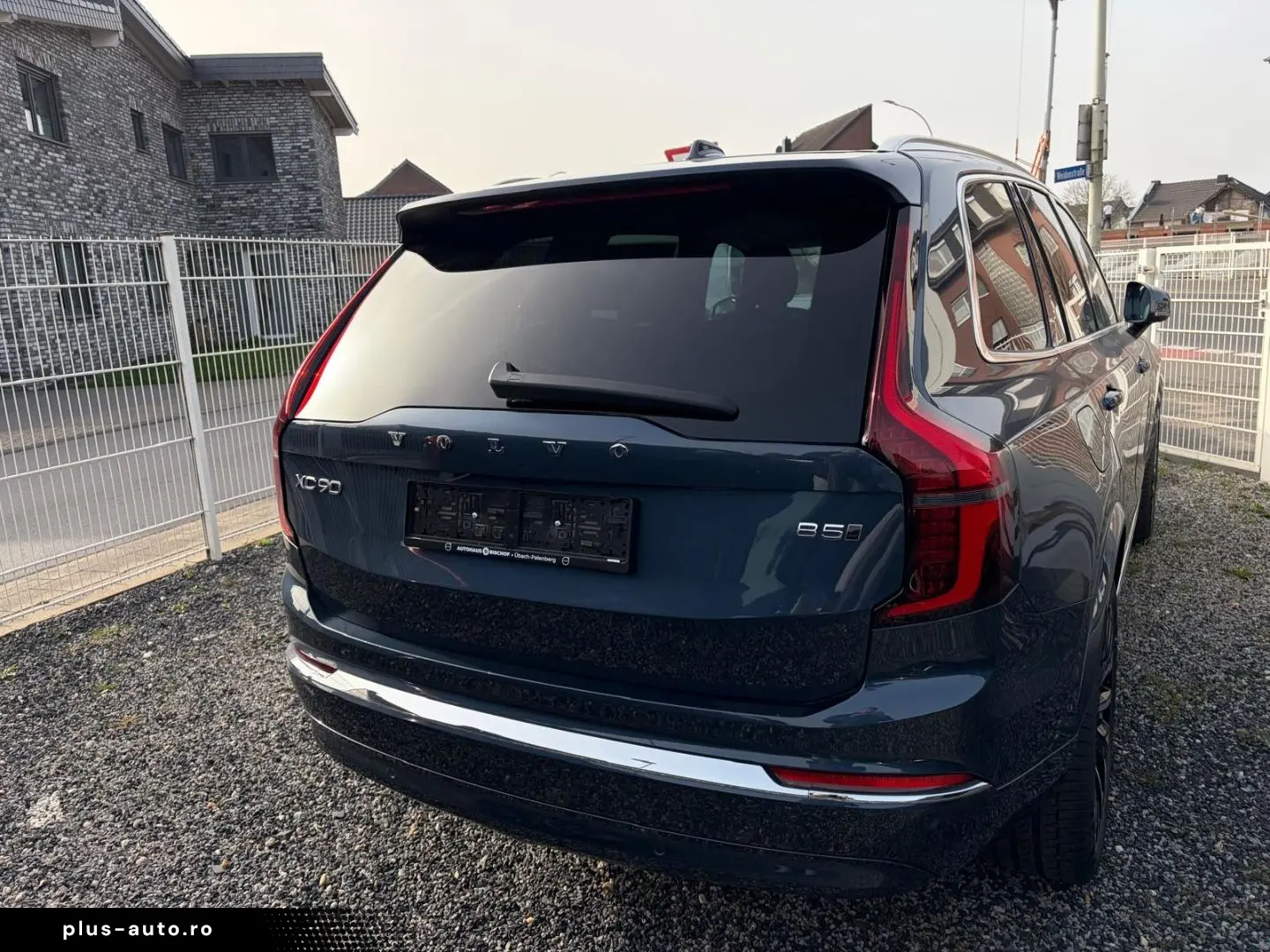 VOLVO XC90 Plus Bright B5 AWD 7-Sitzer El. Panodach Na