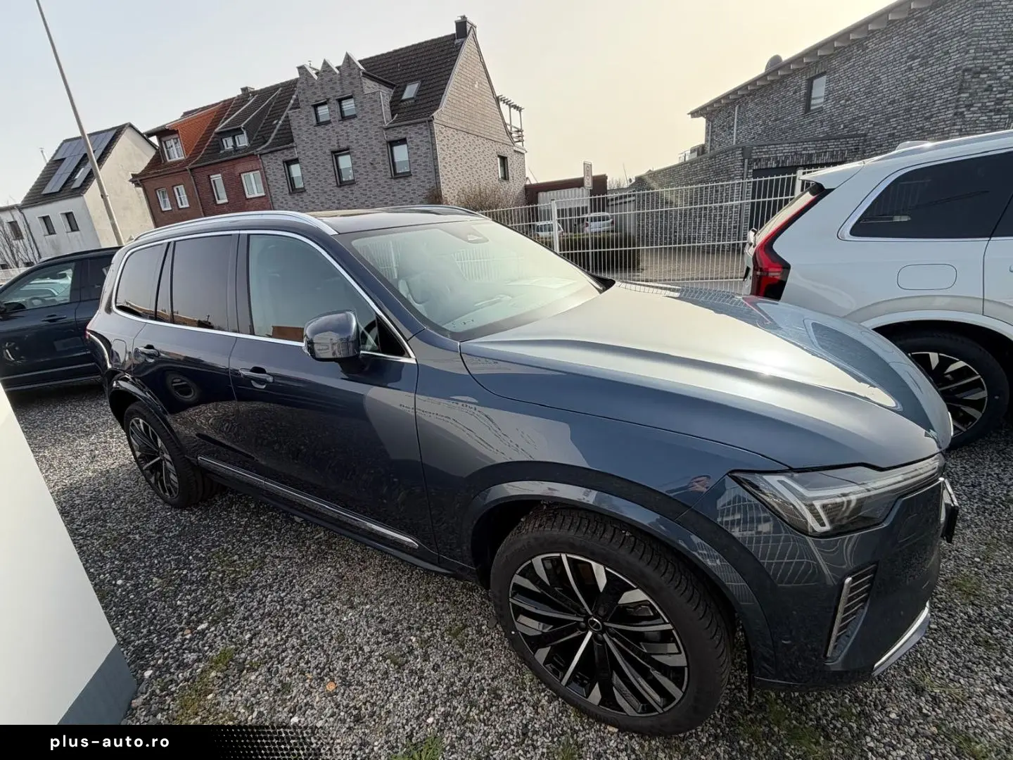 VOLVO XC90 Plus Bright B5 AWD 7-Sitzer El. Panodach Na