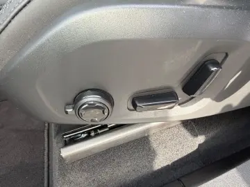 VOLVO XC90 Plus Bright B5 AWD 7-Sitzer El. Panodach Na