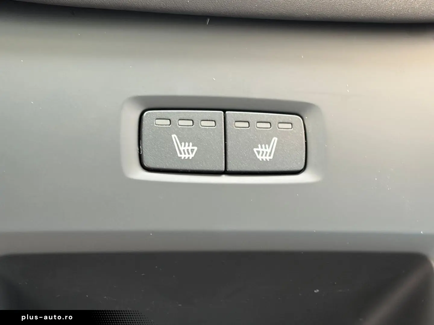 VOLVO XC90 Plus Bright B5 AWD 7-Sitzer El. Panodach Na