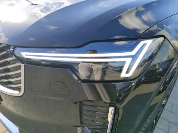 VOLVO XC90 B5 Plus Bright AWD 7-Sitzer Panoramadach El