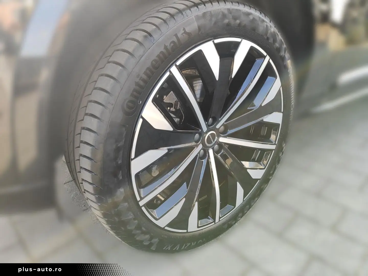 VOLVO XC90 B5 Plus Bright AWD 7-Sitzer Panoramadach El