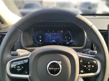 VOLVO XC90 B5 Plus Bright AWD 7-Sitzer Panoramadach El