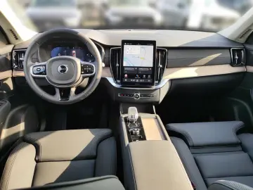 VOLVO XC90 B5 Plus Bright AWD 7-Sitzer Panoramadach El