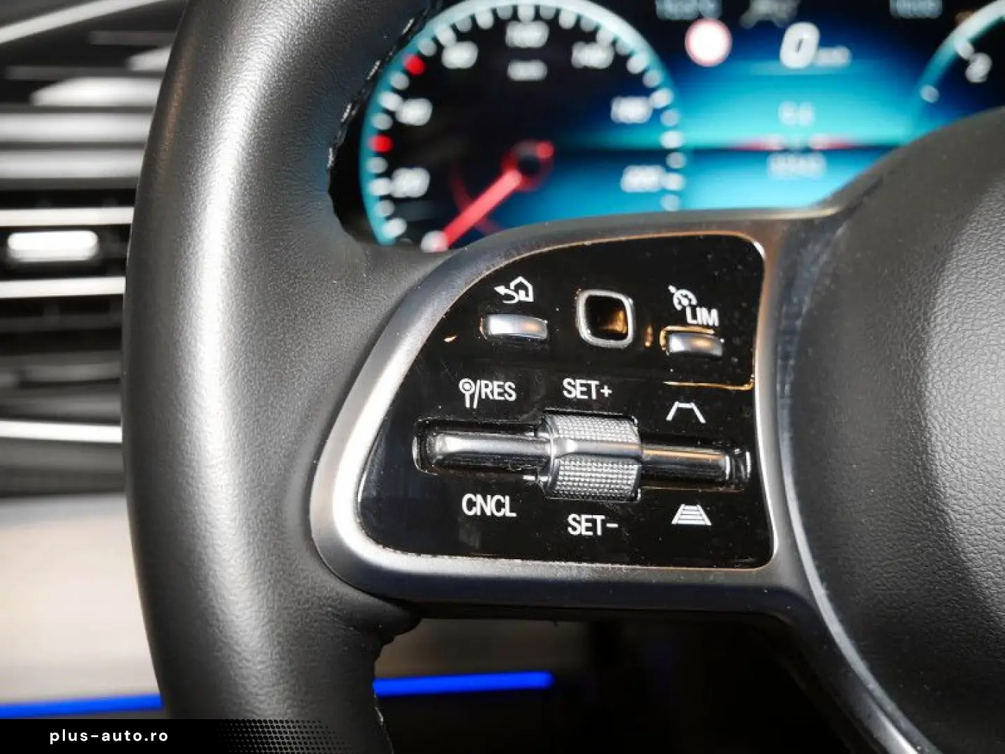 MERCEDES-BENZ GLS 350 d 4M AMG seltener Luxus 6-Sitzer