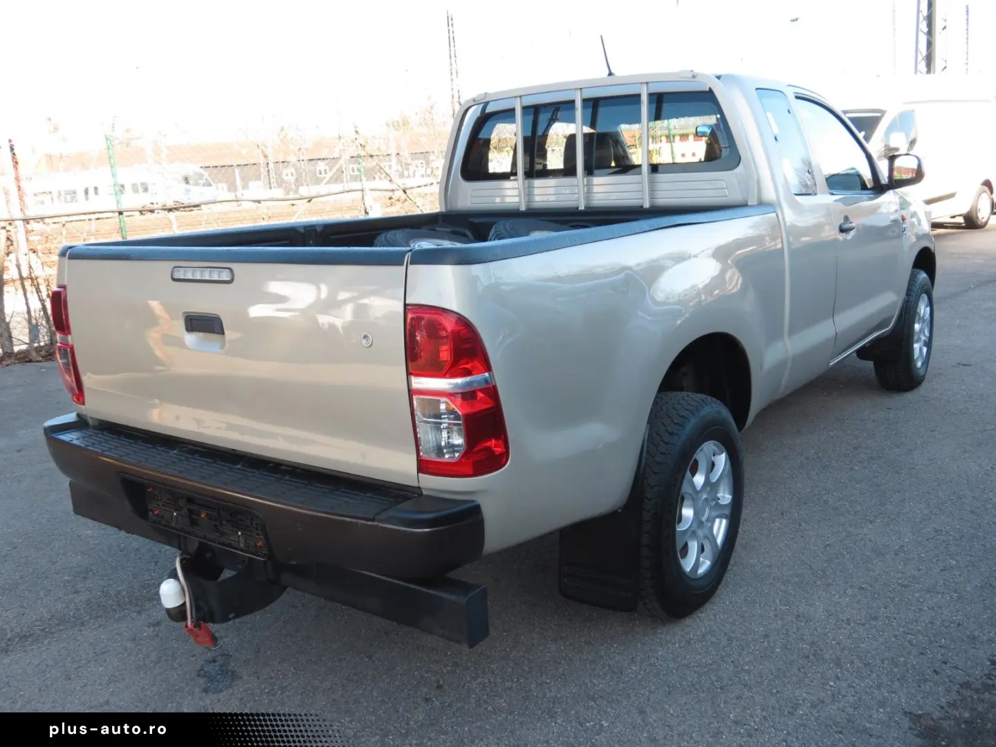 TOYOTA Hilux Extra Cab 4x4