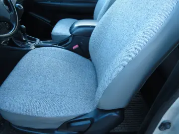 TOYOTA Hilux Extra Cab 4x4