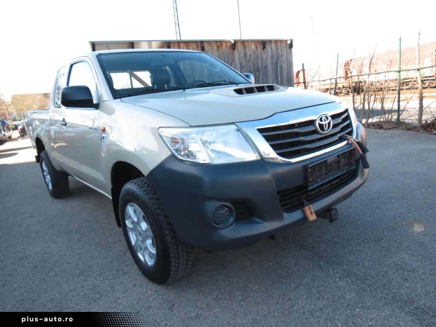 TOYOTA Hilux Extra Cab 4x4