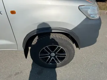 TOYOTA Hilux 4X4 Allrad Klima Diff-Sperre