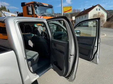 TOYOTA Hilux 4X4 Allrad Klima Diff-Sperre