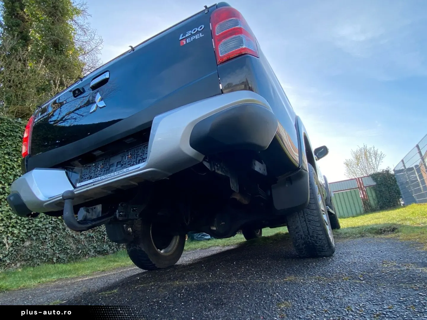 MITSUBISHI L200 Plus Club Cab 4WD