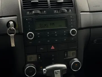 Volkswagen Touareg 2.5 TDI R5