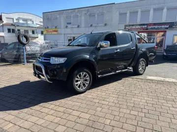 MITSUBISHI L200 Diamant Edition4WD