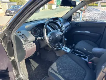 MITSUBISHI L200 Diamant Edition4WD