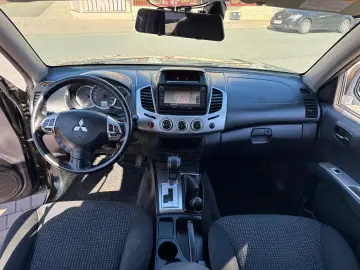 MITSUBISHI L200 Diamant Edition4WD