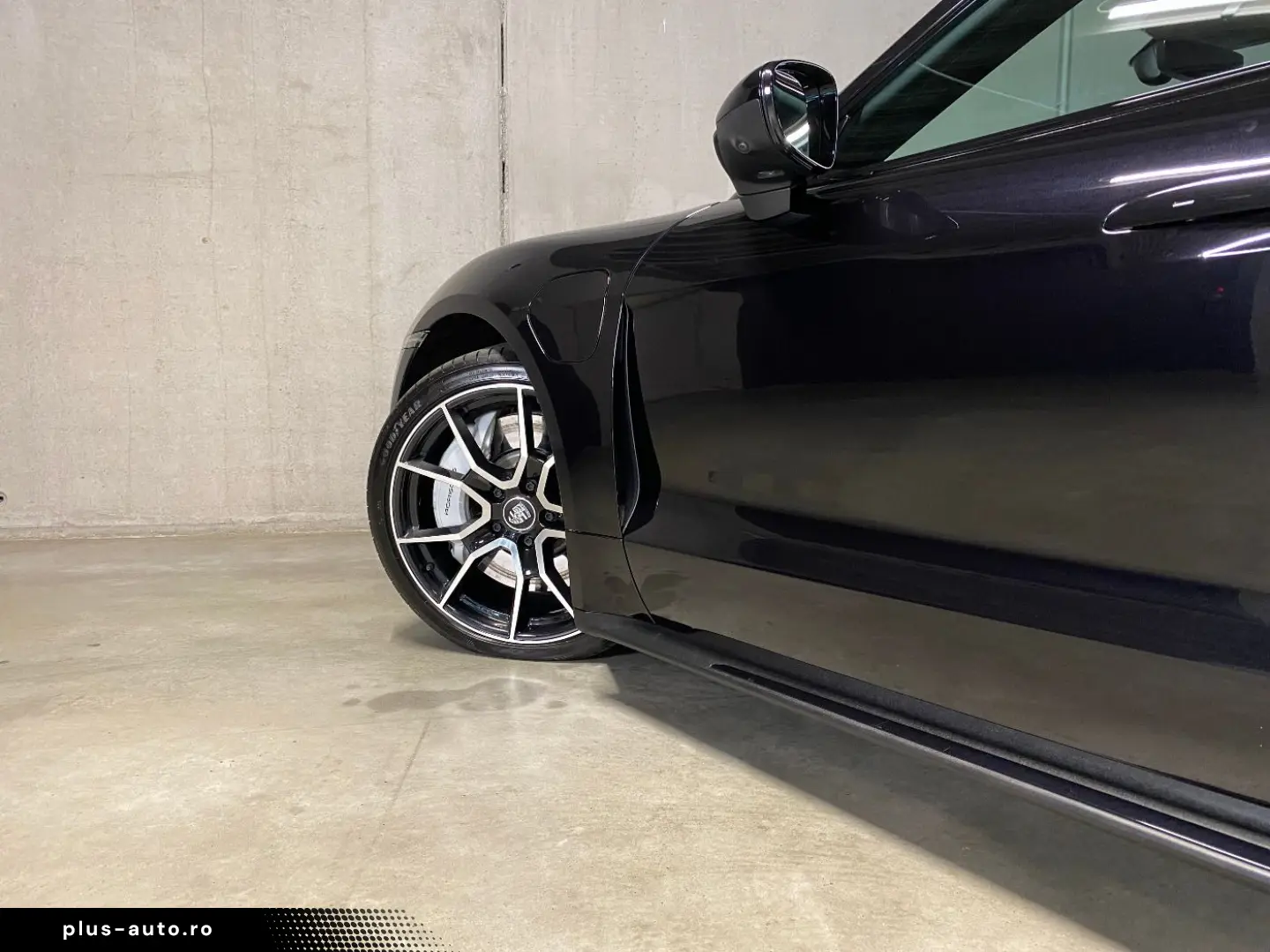 PORSCHE Taycan 4S   Massagefunktion   BOSE   LED-Matrix