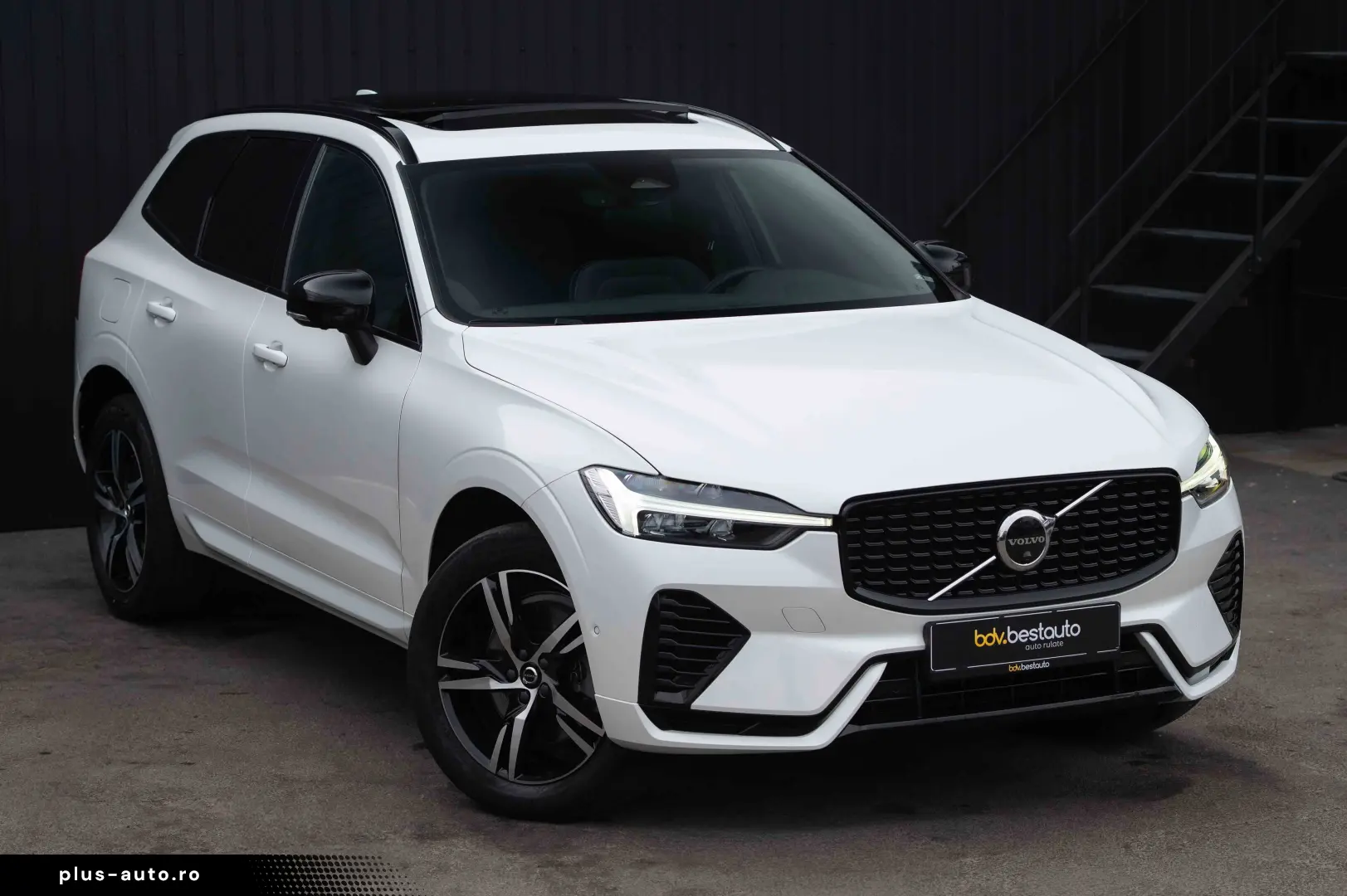 Volvo XC 60 T6 AWD Recharge Geartronic R-Design