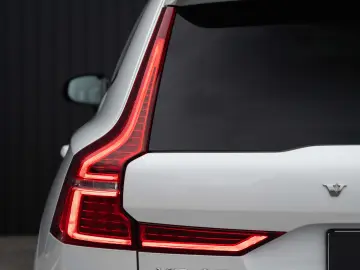 Volvo XC 60 T6 AWD Recharge Geartronic R-Design