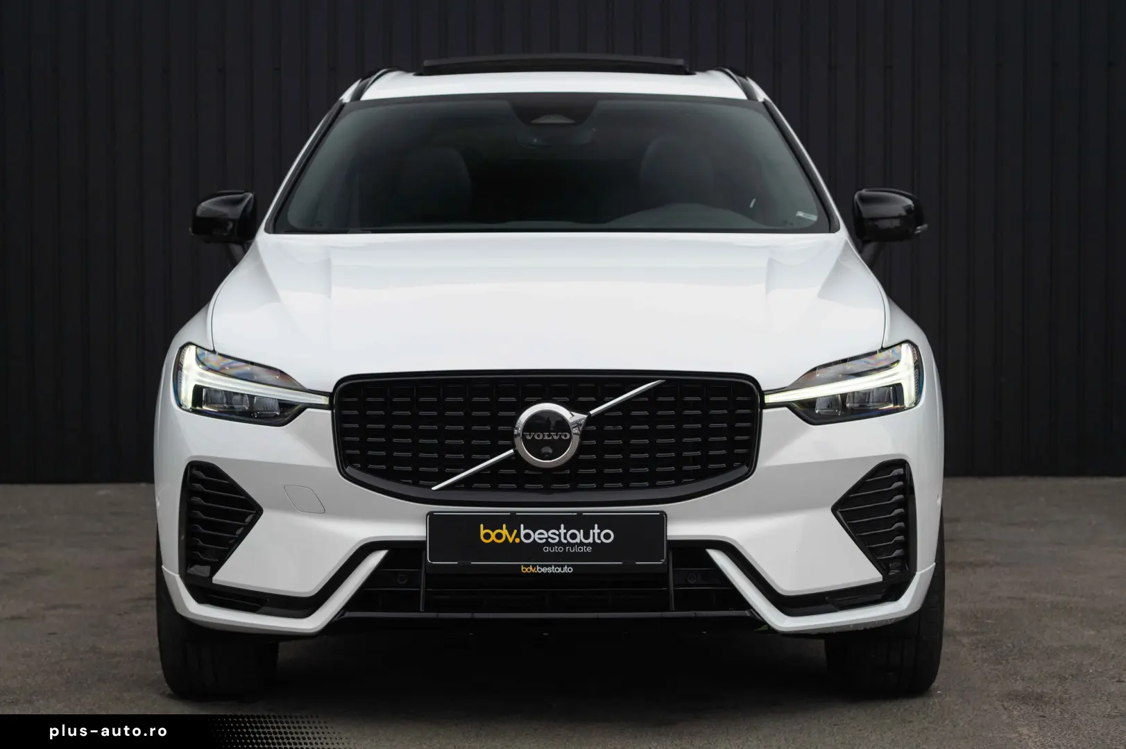 Volvo XC 60 T6 AWD Recharge Geartronic R-Design