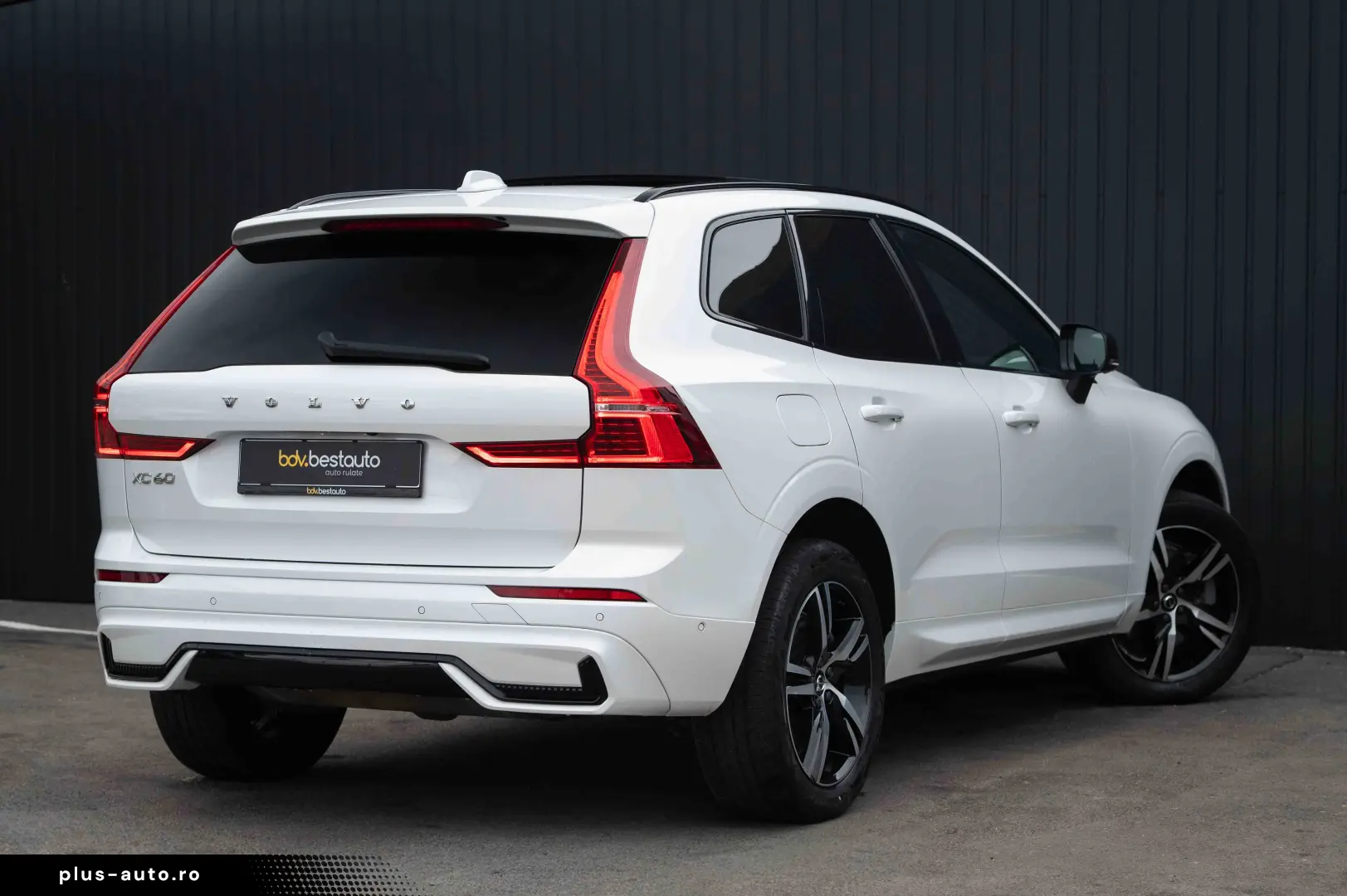 Volvo XC 60 T6 AWD Recharge Geartronic R-Design