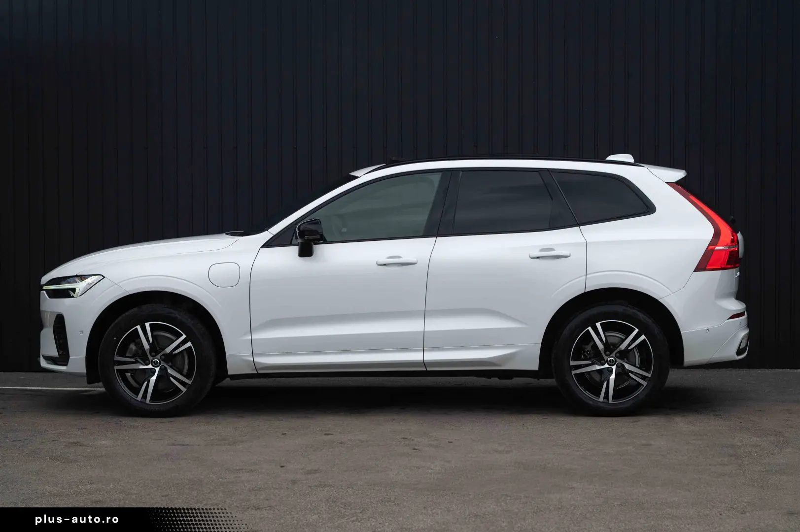 Volvo XC 60 T6 AWD Recharge Geartronic R-Design
