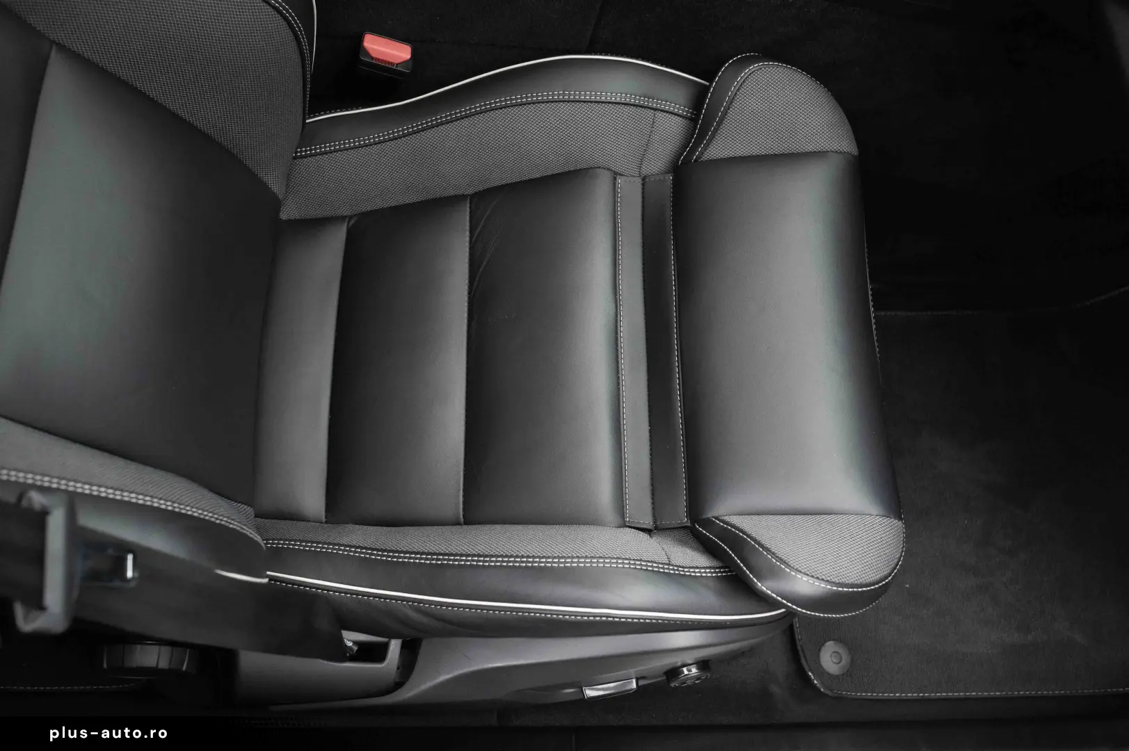 Volvo XC 60 T6 AWD Recharge Geartronic R-Design