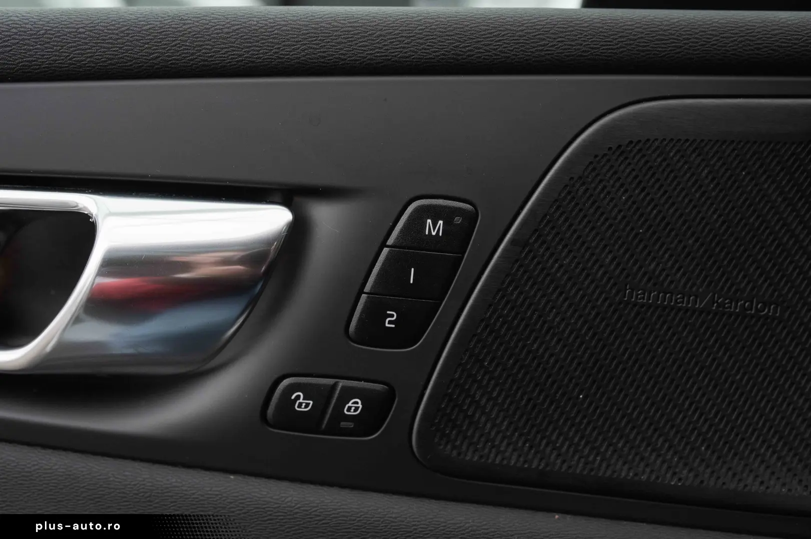 Volvo XC 60 T6 AWD Recharge Geartronic R-Design
