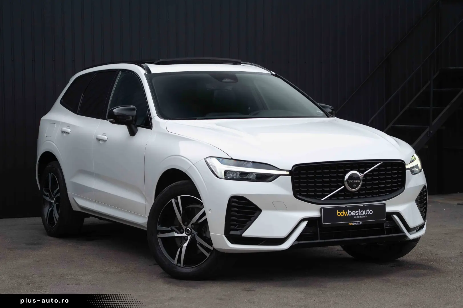 Volvo XC 60 T6 AWD Recharge Geartronic R-Design