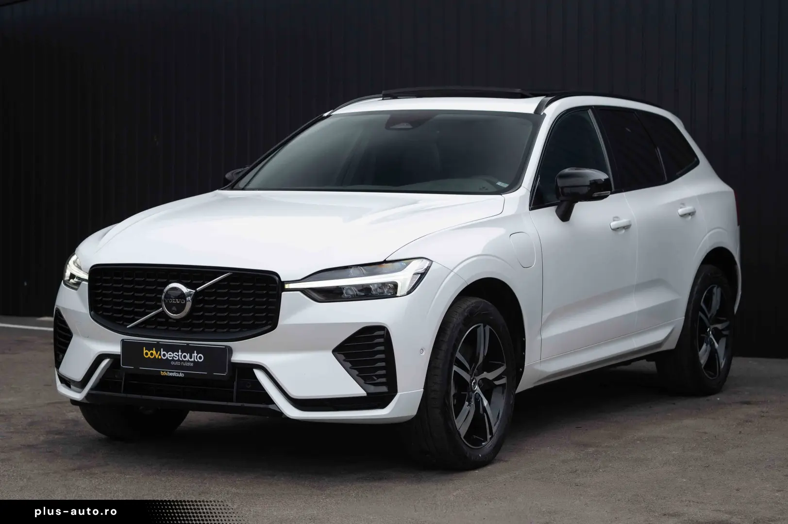 Volvo XC 60 T6 AWD Recharge Geartronic R-Design