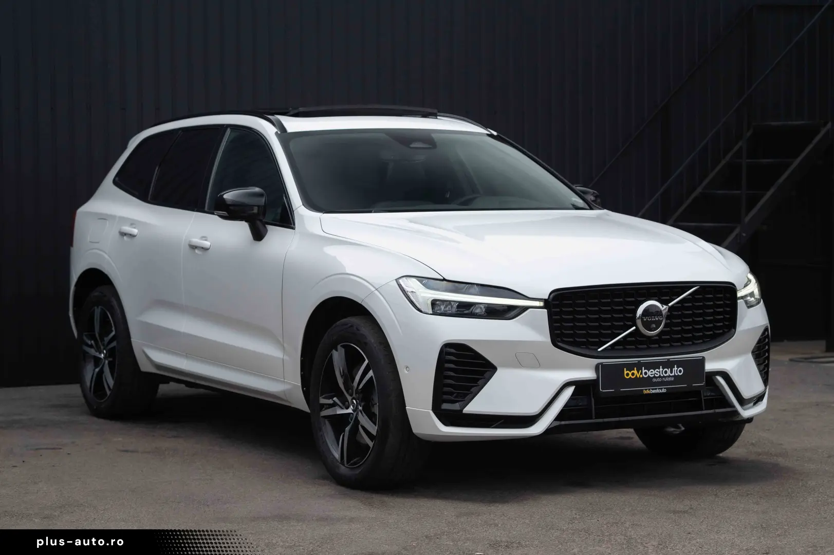 Volvo XC 60 T6 AWD Recharge Geartronic R-Design
