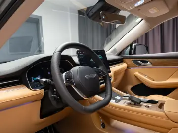 NEW SERES 5 EV COUPE 4WD