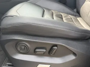 Volkswagen Touareg SUV 2023