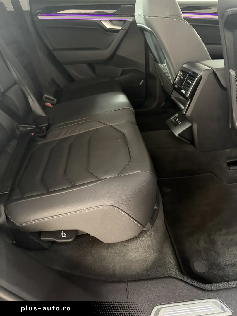 Volkswagen Touareg SUV 2023