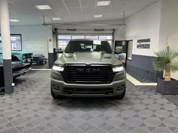 Dodge Ram 1500 Laramie Night ARMY RANGER