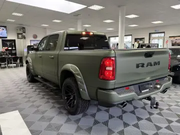 Dodge Ram 1500 Laramie Night ARMY RANGER