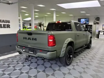 Dodge Ram 1500 Laramie Night ARMY RANGER