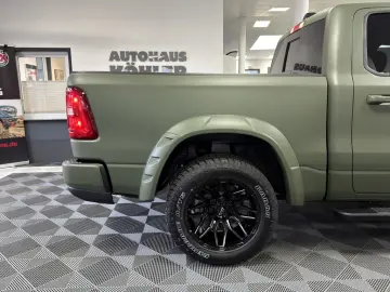 Dodge Ram 1500 Laramie Night ARMY RANGER