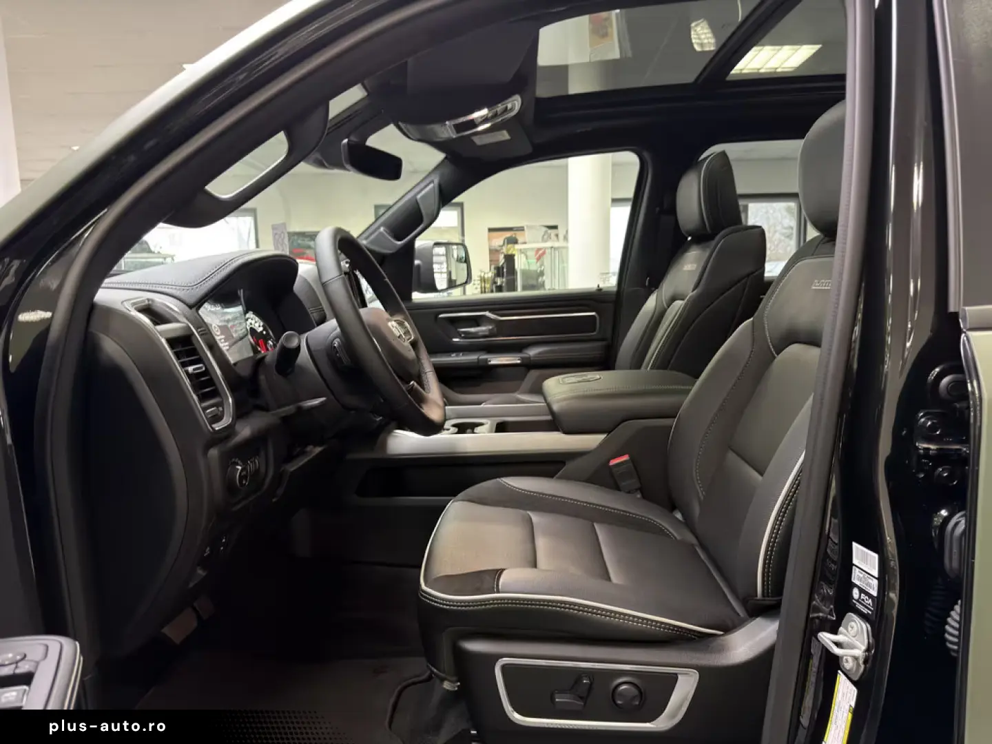 Dodge Ram 1500 Laramie Night ARMY RANGER