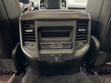 Dodge Ram 1500 Laramie Night ARMY RANGER