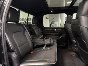 Dodge Ram 1500 Laramie Night ARMY RANGER