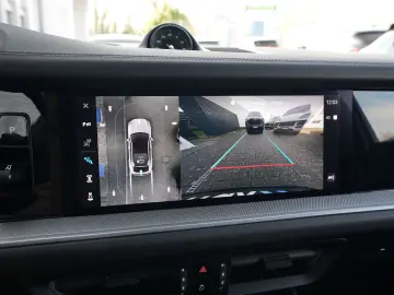 PORSCHE E-Hybrid Coupé INNODRIV-PANO-SPORTABGAS-AHK-VOLL