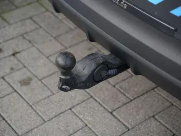 PORSCHE E-Hybrid Coupé INNODRIV-PANO-SPORTABGAS-AHK-VOLL