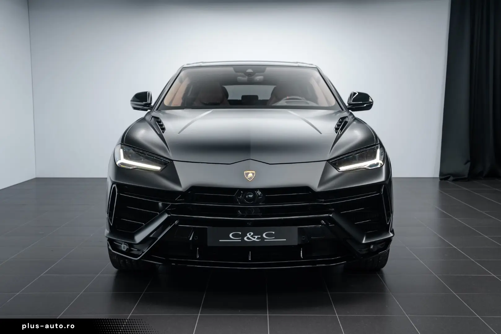 LAMBORGHINI Urus S CARBON B&O AKRAPOVIC PANO 23  STYLE