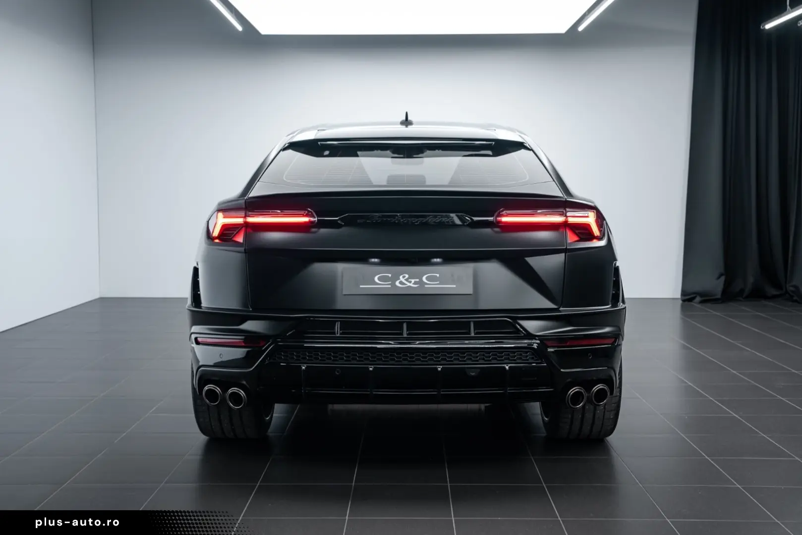 LAMBORGHINI Urus S CARBON B&O AKRAPOVIC PANO 23  STYLE